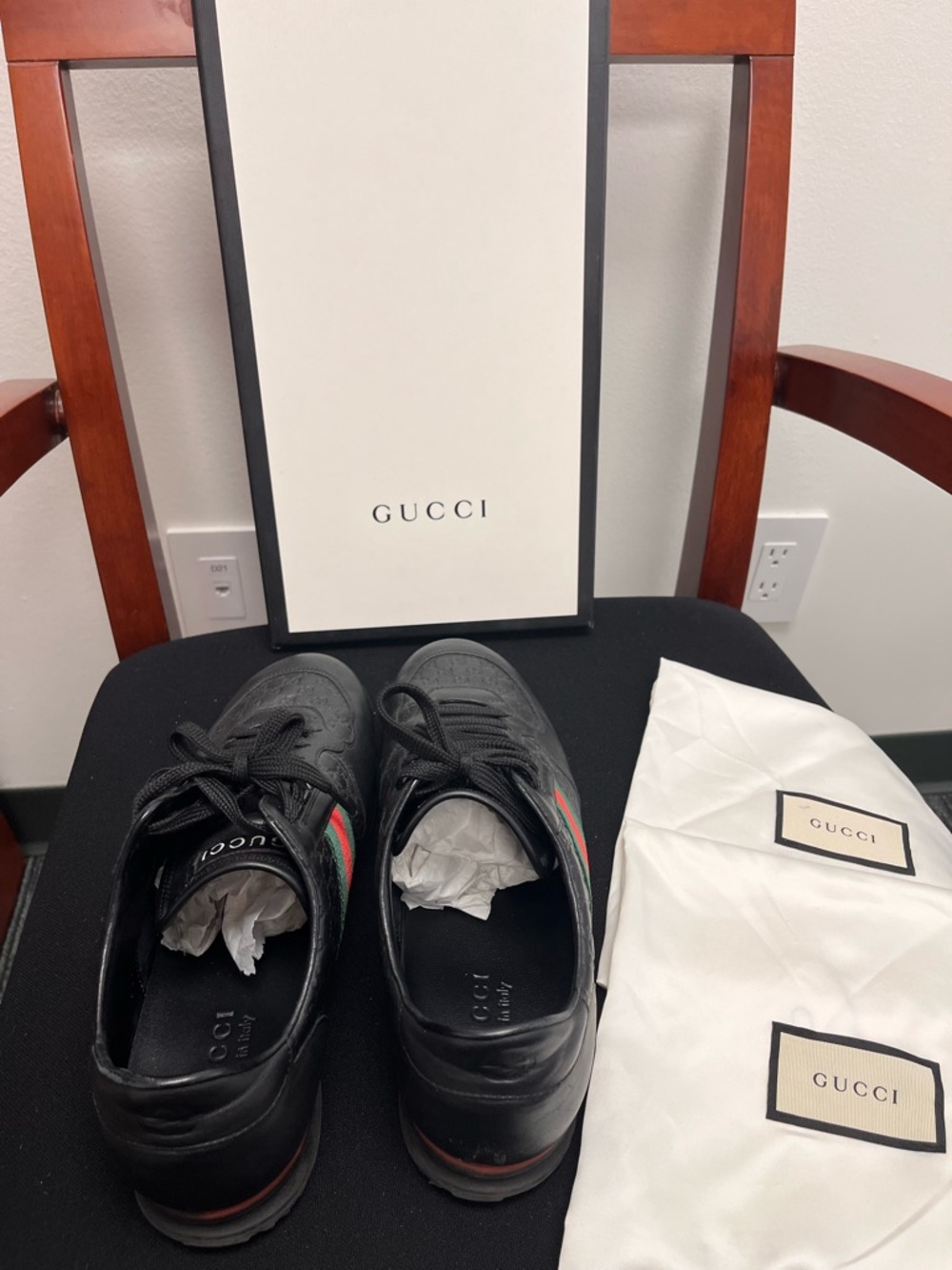 Gucci Black Leather Men’s Sneakers with Red & Green Web Stripe